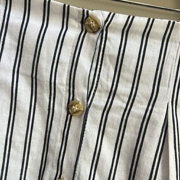 NWOT Unbranded Black and White Skirt - Picture 2 of 2